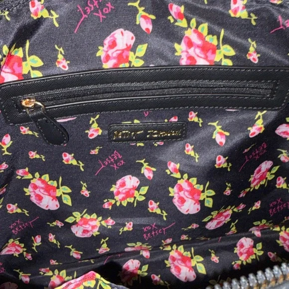 Betsey Johnson Black Embossed Skull Satchel - Picture 10 of 13